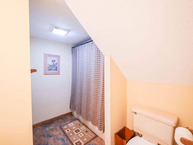 85 Sylvan Ridge Road, Winhall, VT 05340