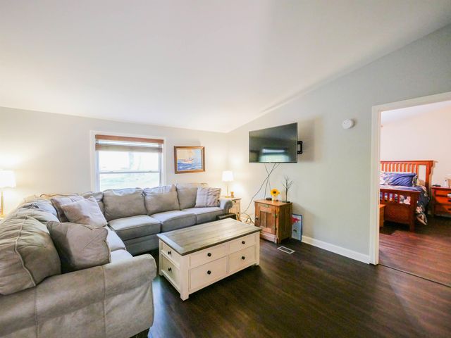 85 Sylvan Ridge Road, Winhall, VT 05340