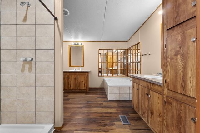 289 Vz County Road 3122, Edgewood, TX 75117