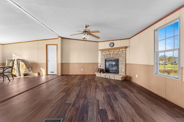 289 Vz County Road 3122, Edgewood, TX 75117