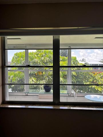 13 CHATHAM A, West Palm Beach, FL 33417