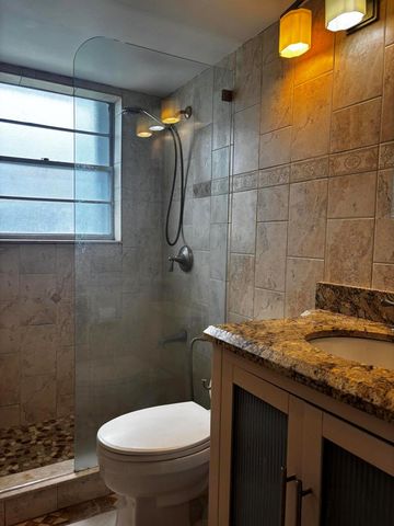 13 CHATHAM A, West Palm Beach, FL 33417