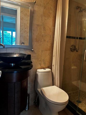 13 CHATHAM A, West Palm Beach, FL 33417