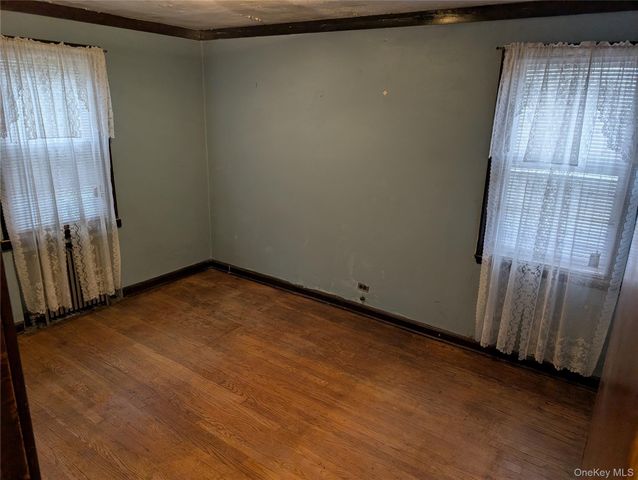 228 Morsemere Avenue, Yonkers, NY 10703