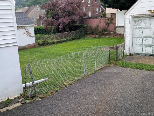 228 Morsemere Avenue, Yonkers, NY 10703