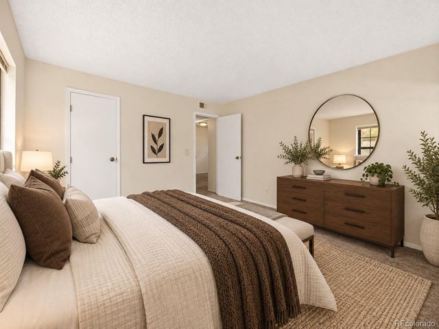 923 S Zeno Way 104, Aurora, CO 80017