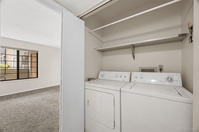 923 S Zeno Way 104, Aurora, CO 80017
