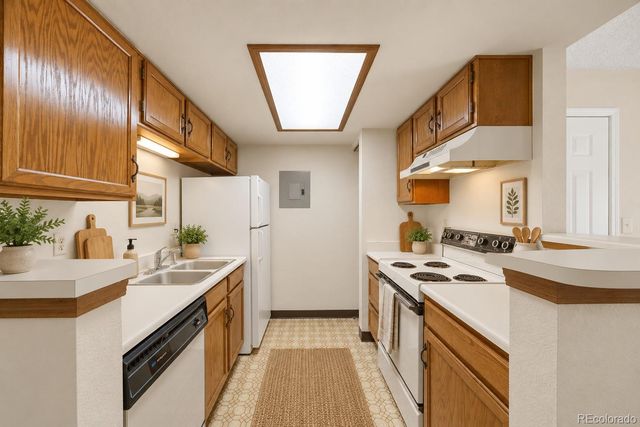 923 S Zeno Way 104, Aurora, CO 80017