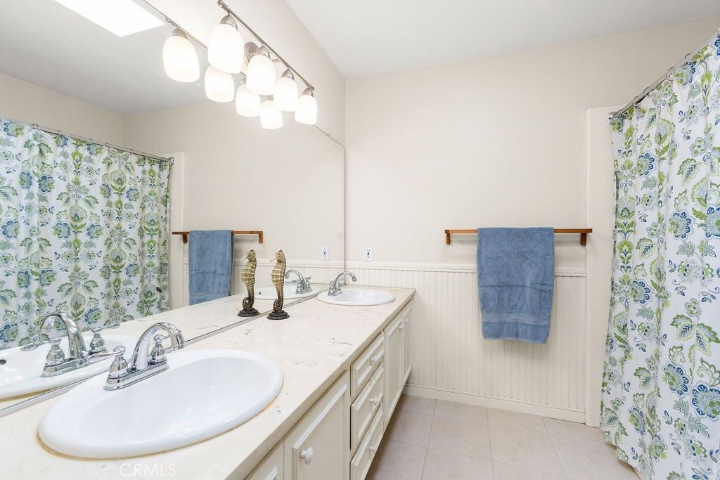 Image 26 of property listing at 5 Iron Bark, Irvine, CA 92612