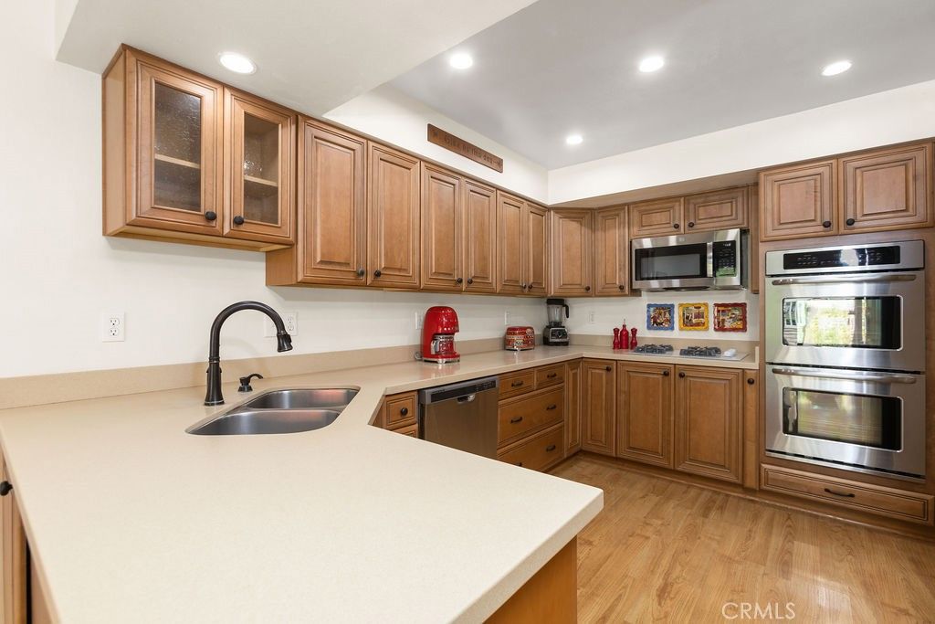 Image 7 of property listing at 5 Iron Bark, Irvine, CA 92612
