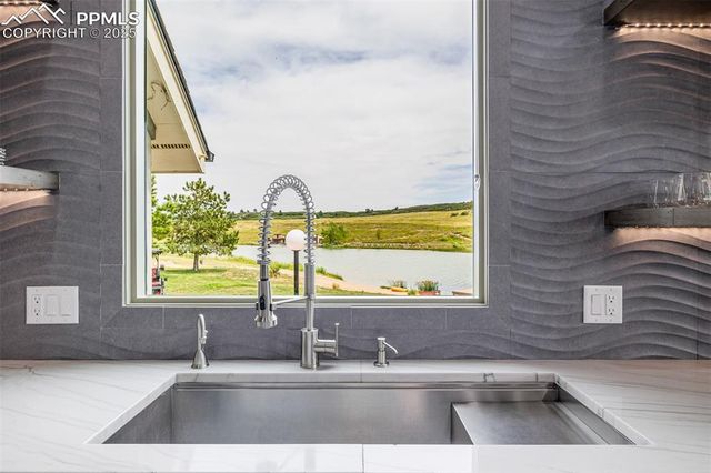 6234 Nautique Circle, Larkspur, CO 80118