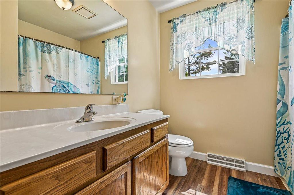 Image 17 of property listing at 2813 BROUGHAM CT, Manchester, MD 21102