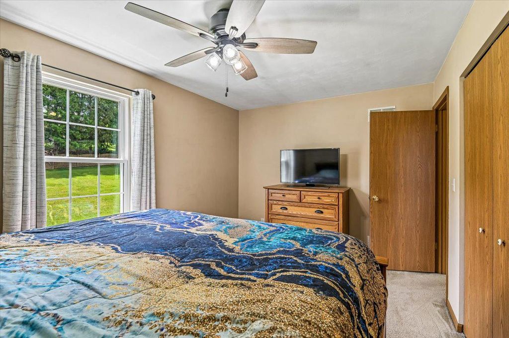 Image 20 of property listing at 2813 BROUGHAM CT, Manchester, MD 21102