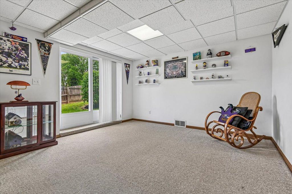 Image 28 of property listing at 2813 BROUGHAM CT, Manchester, MD 21102