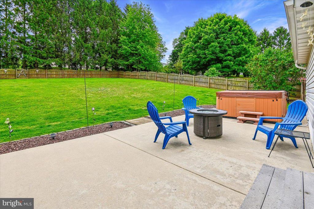 Image 40 of property listing at 2813 BROUGHAM CT, Manchester, MD 21102