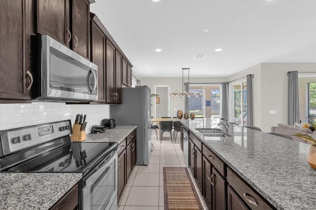 9012 EGRET MILLS TERRACE, Kissimmee, FL 34747