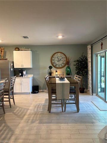 20352 Camino Torcido LOOP, North Fort Myers, FL 33917