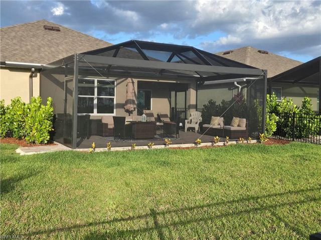 20352 Camino Torcido LOOP, North Fort Myers, FL 33917