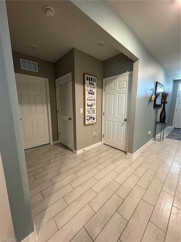 20352 Camino Torcido LOOP, North Fort Myers, FL 33917
