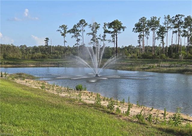 20352 Camino Torcido LOOP, North Fort Myers, FL 33917