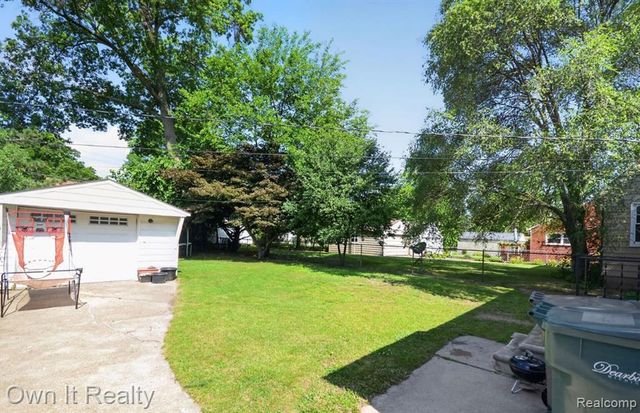 631 Nightingale Street, Dearborn, MI 48128
