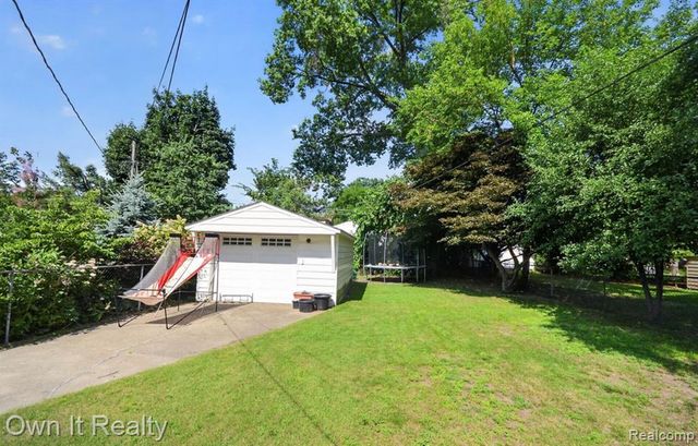 631 Nightingale Street, Dearborn, MI 48128