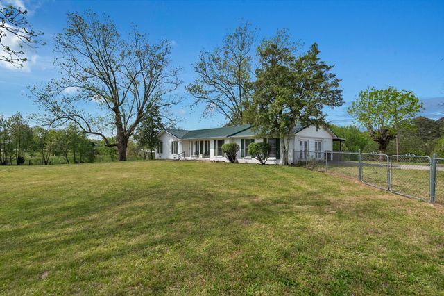 781 Ardmore Hwy, Taft, TN 38488