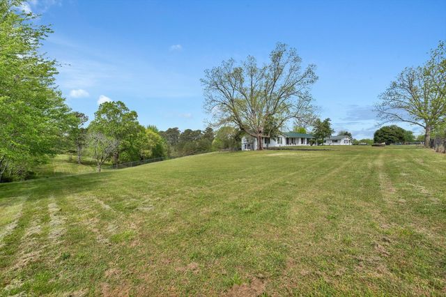 781 Ardmore Hwy, Taft, TN 38488