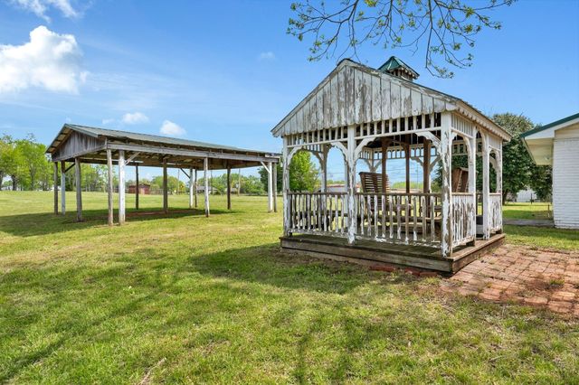 781 Ardmore Hwy, Taft, TN 38488