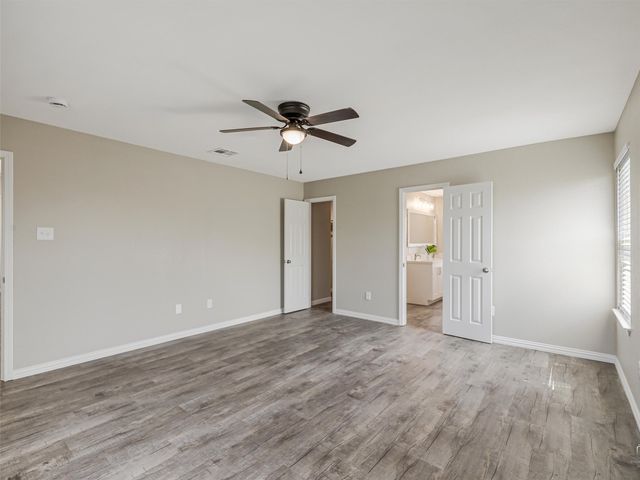 316 Spurlock Drive, Krum, TX 76249