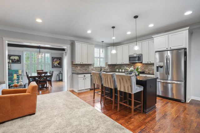 9351 Burnett Lane, Dublin, OH 43017