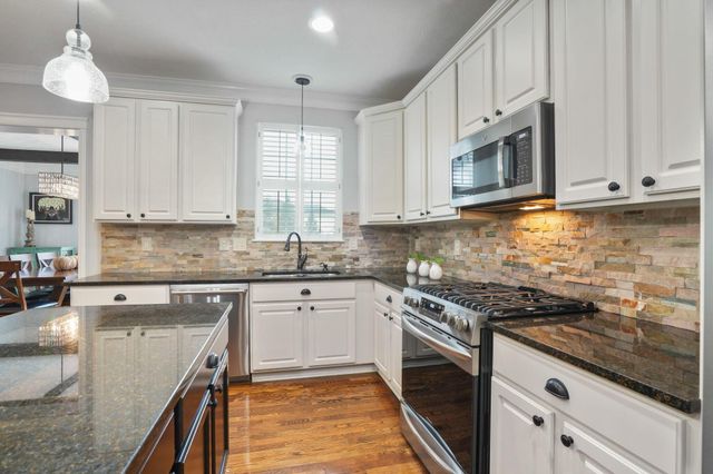 9351 Burnett Lane, Dublin, OH 43017