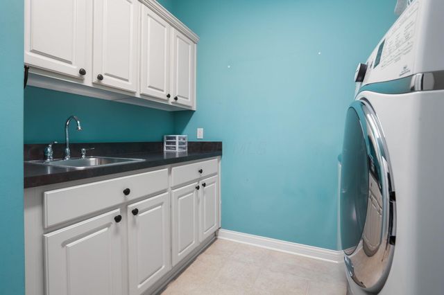 9351 Burnett Lane, Dublin, OH 43017