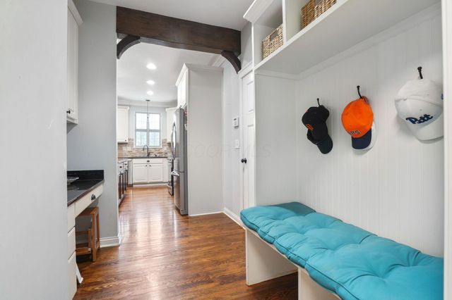 9351 Burnett Lane, Dublin, OH 43017