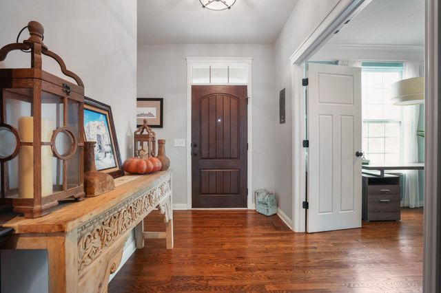 9351 Burnett Lane, Dublin, OH 43017