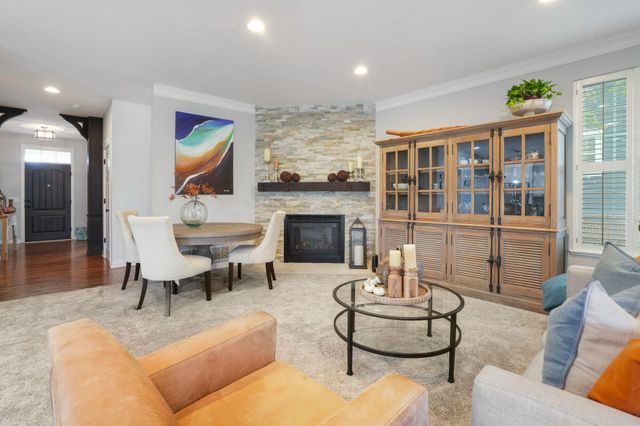 9351 Burnett Lane, Dublin, OH 43017