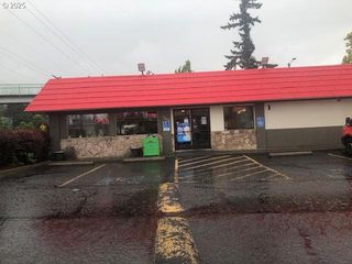 13608 Se DIVISION St, Portland, OR 97236