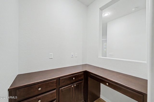 1447 E WARBLER Road, Gilbert, AZ 85297