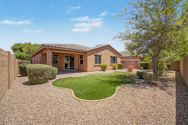 1447 E WARBLER Road, Gilbert, AZ 85297