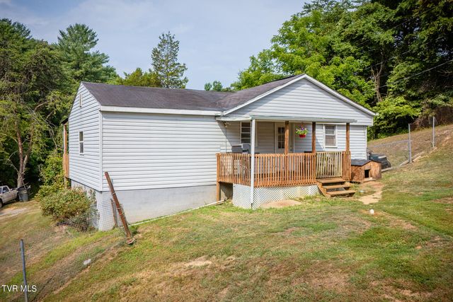 462 Red Cedar Branch Road, Kingsport, TN 37664