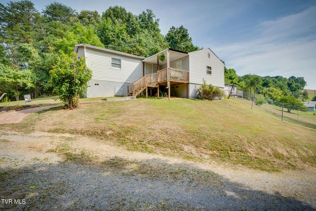 462 Red Cedar Branch Road, Kingsport, TN 37664