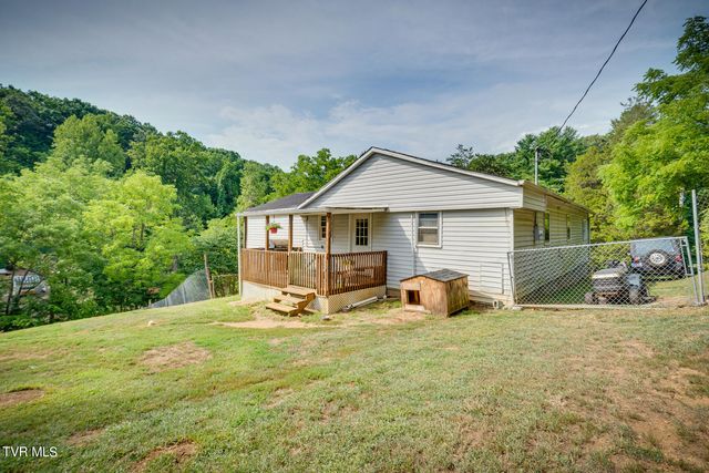 462 Red Cedar Branch Road, Kingsport, TN 37664