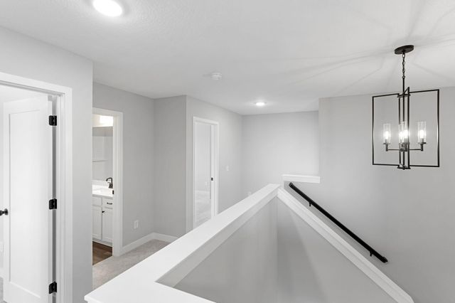386 Laurel Place, River Falls, WI 54022