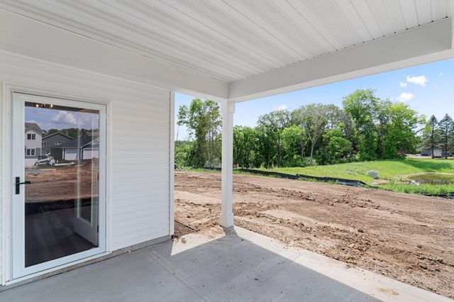 386 Laurel Place, River Falls, WI 54022