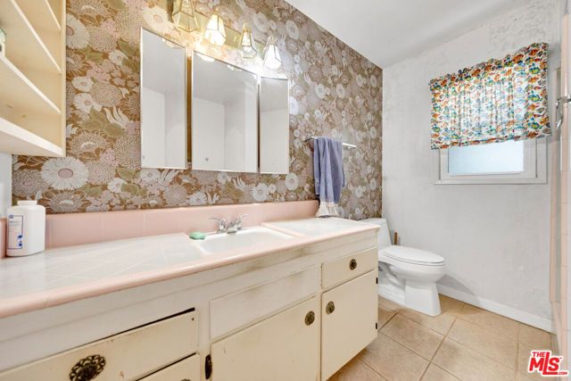 656 E Kirkwall Road, Glendora, CA 91740
