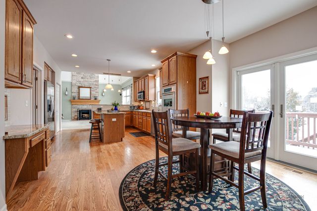 325 CEDAR RIDGE Drive, Lake Villa, IL 60046