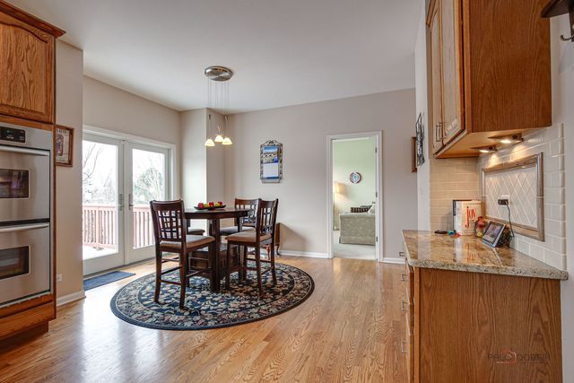 325 CEDAR RIDGE Drive, Lake Villa, IL 60046