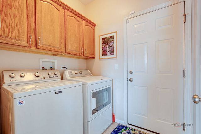 325 CEDAR RIDGE Drive, Lake Villa, IL 60046