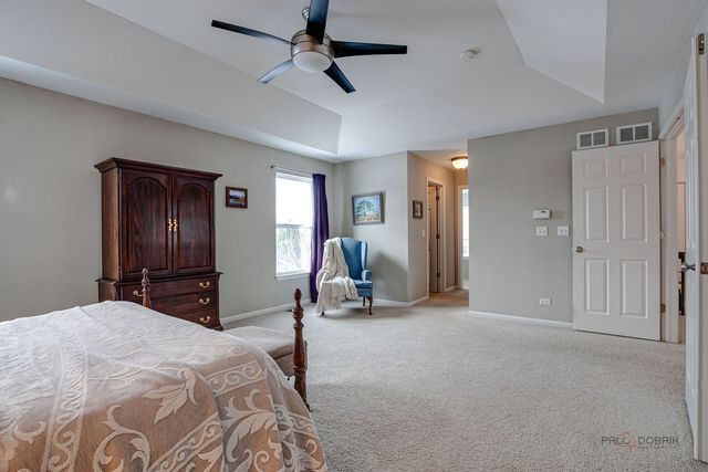 325 CEDAR RIDGE Drive, Lake Villa, IL 60046