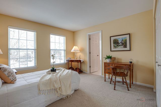 325 CEDAR RIDGE Drive, Lake Villa, IL 60046